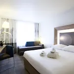 Novotel 4*