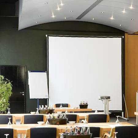 Novotel Hotel 4*