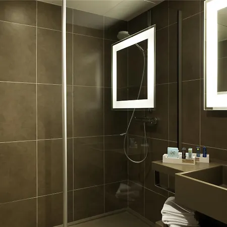 Отель Novotel 4*