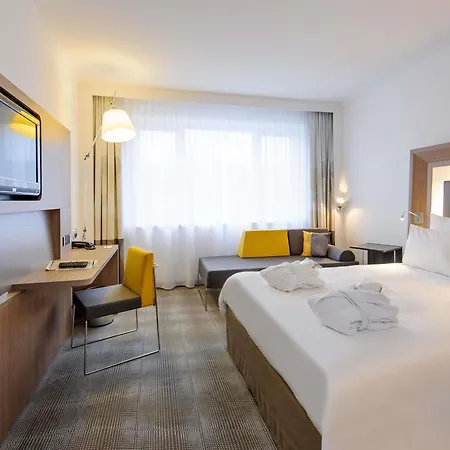 Novotel 4*