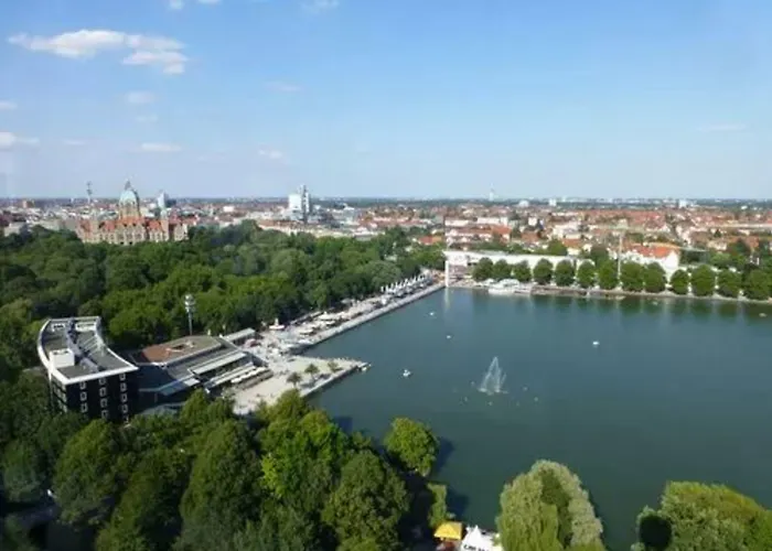 Отель Novotel 4*