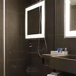 ノボテル ホテル 4*