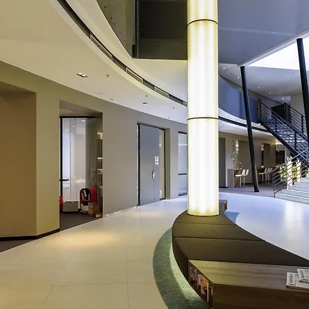 Отель Novotel 4*