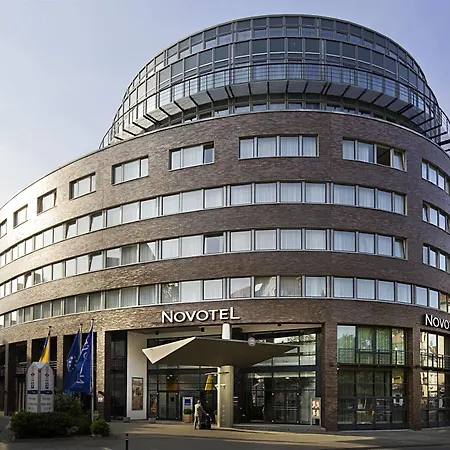 Novotel 4*